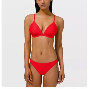Lululemon Waterside Swim Top D cups